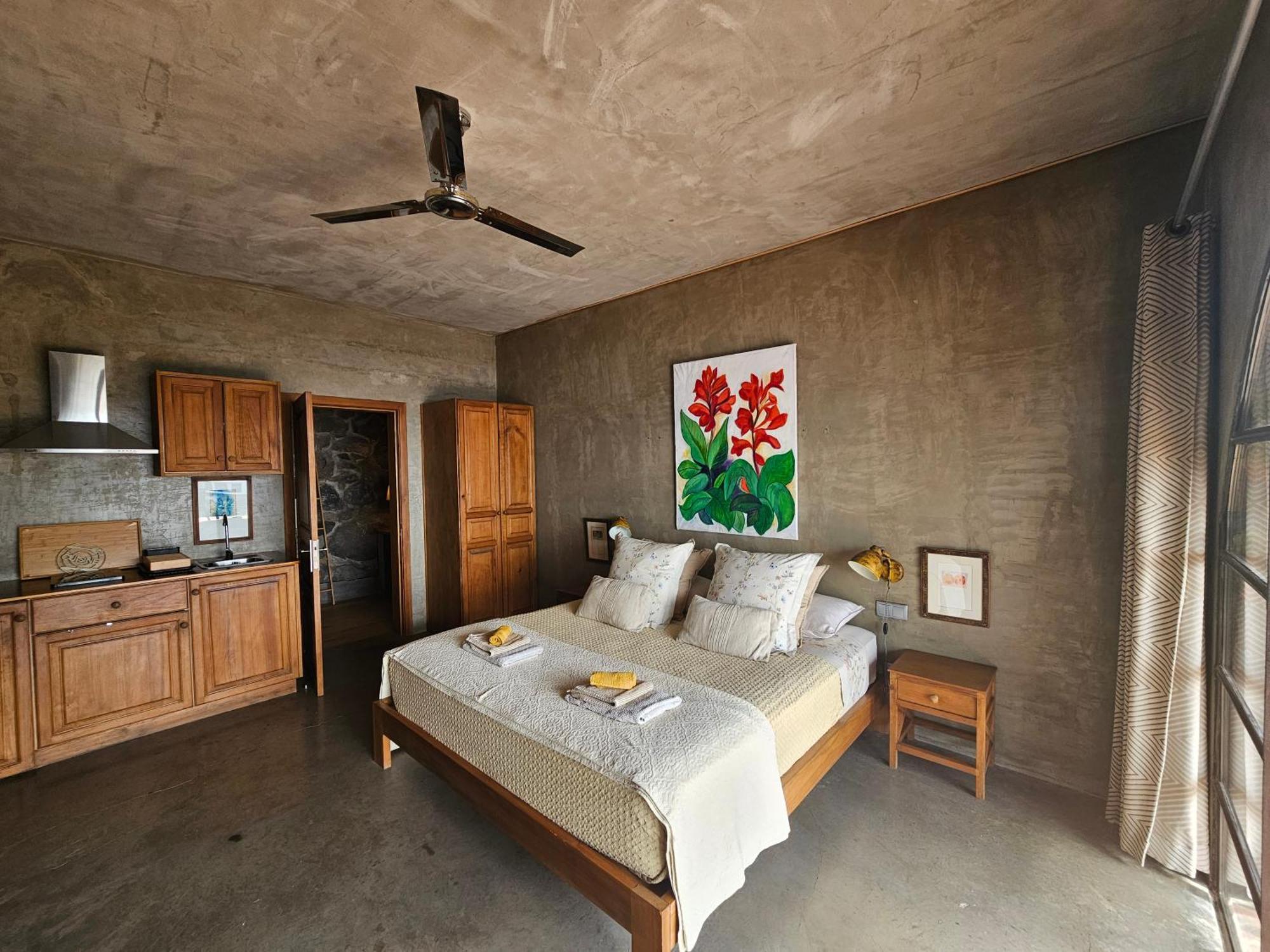 Les Terrasses Suites Calheta  Ngoại thất bức ảnh