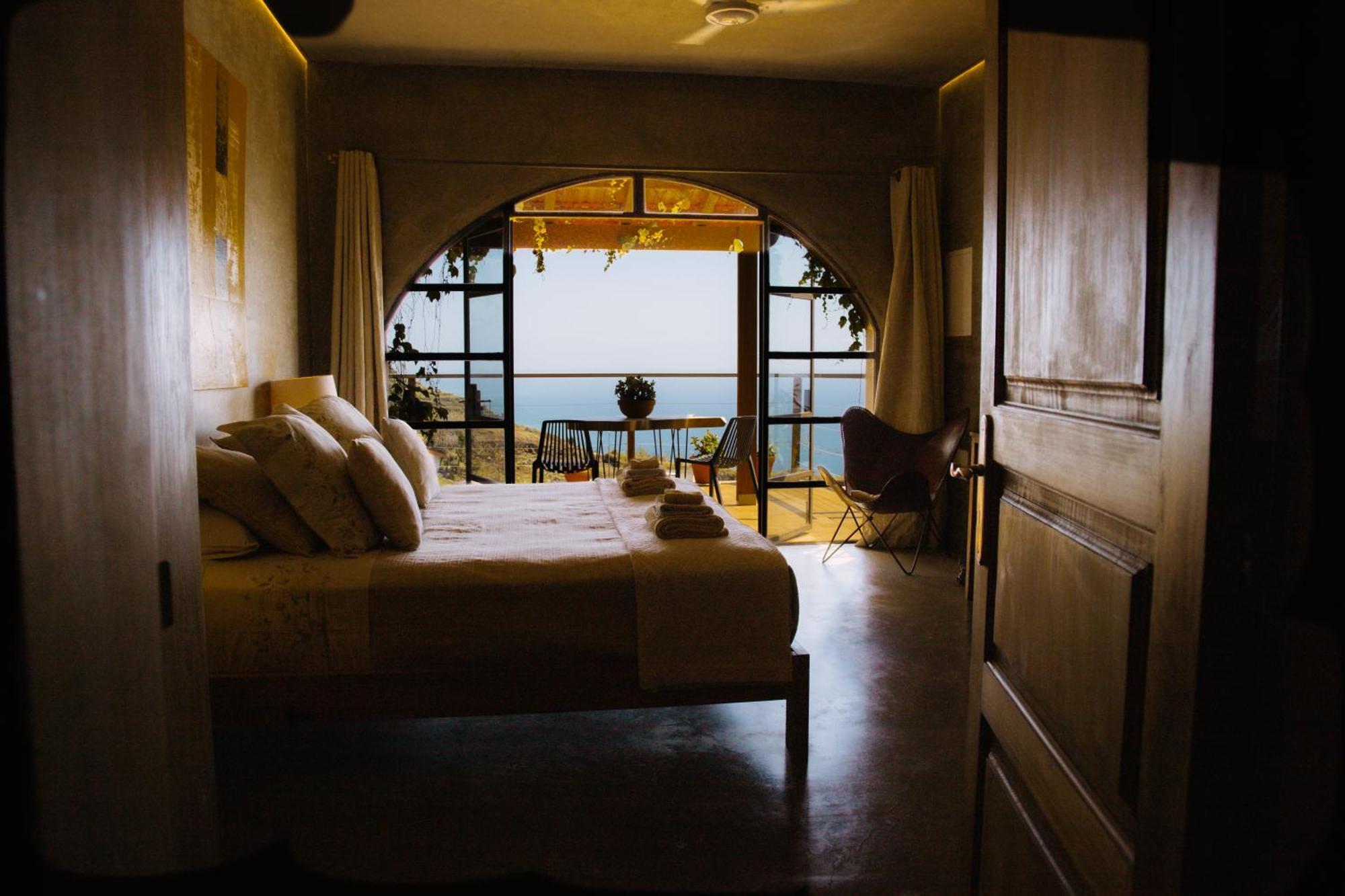 Les Terrasses Suites Calheta  Ngoại thất bức ảnh